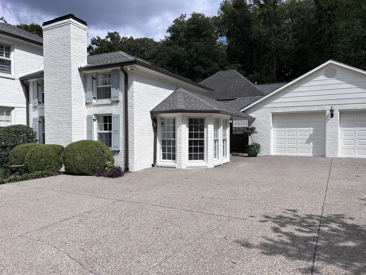 Limewash finish on a brick home in Nashville